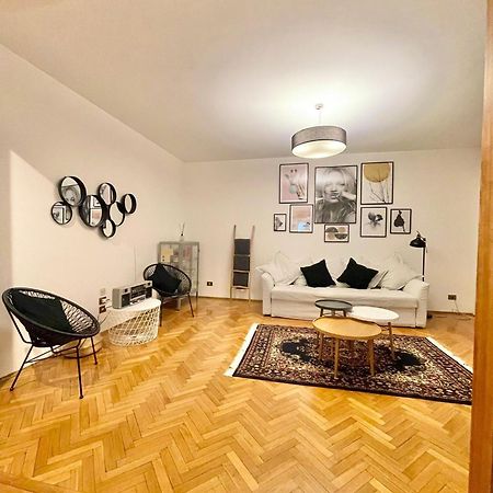 Апартаменты Residenza Xxx Aprile Мерано Экстерьер фото